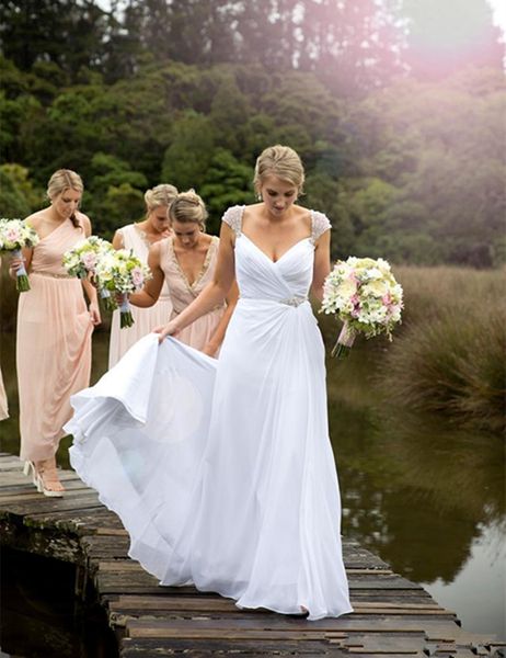 

элегантный дизайн белое шифоновое пляжное свадебное платье с бисером и короткими рукавами плиссированные шифоновые платья с открытой спиной, White