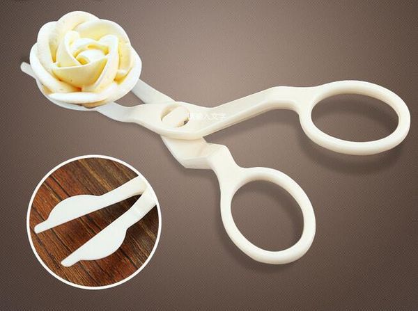 

new arrive practical plastic scissor fondant diy decor flower lifter cake edge decorating kitchen tool