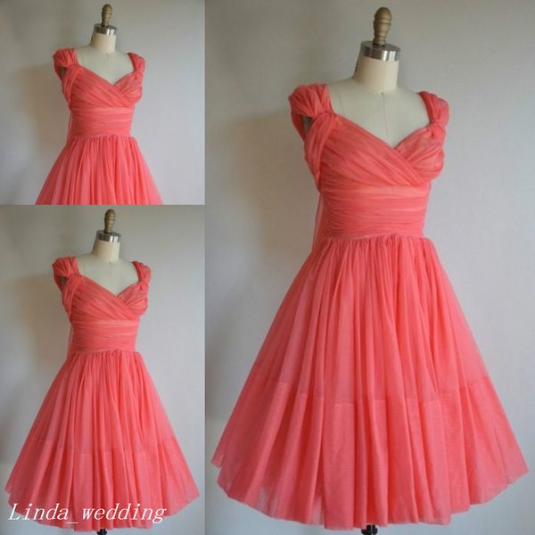 Simples bastante curto coral dama de honra vestido uma linha chiffon vestido de honra para vestido de festa de casamento