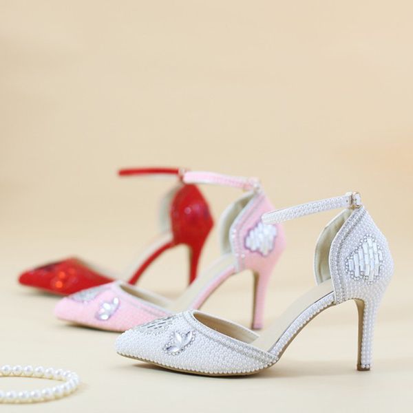Großhandel Rosa Rote Weiße Perlenhochzeitsschuhe Spitz Zehe Bequeme Mittlere Ferse Ball Partei Schuhe Handgemachte Strass Brautkleid Schuhe Von Großhandel Rosa Rote Weiße Perlenhochzeitsschuhe Spitz Zehe Bequeme Mittlere Ferse Ball Partei Schuhe Handgemachte Strass Brautkleid Schuhe Von