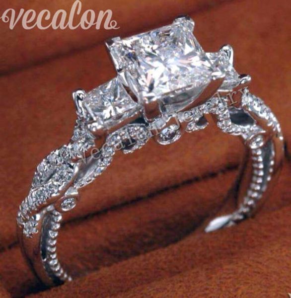 Vecalon Anello femminile vintage romantico Anello con tre pietre di diamante simulato Cz Anello di fidanzamento in argento sterling 925 con fede nuziale per donna
