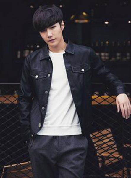 

europe spring men casual fashion new korean version of low-slim design short leather jacket coat / m-2xl, Black