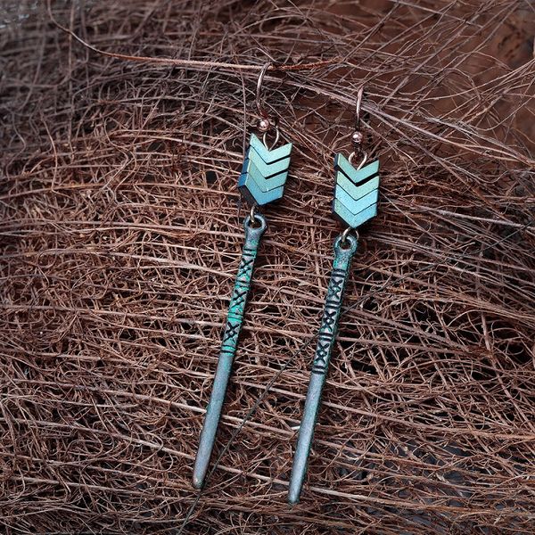 

manufacturers selling grain arrow long dangle earrings europe & usa foreign trade retro long pendant earrings eardrop ing