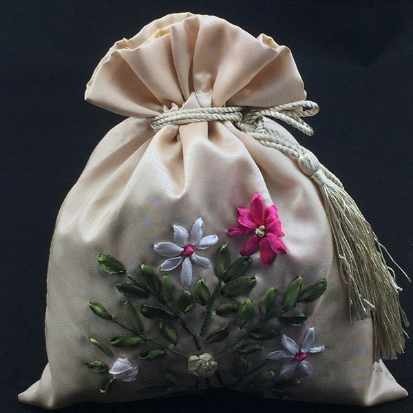 

large ribbon embroidery satin drawstring gift bags jewellery pouches handmade decorative chinese style packaging bag 22 x 17 cm 10pcs/lot, Pink;blue