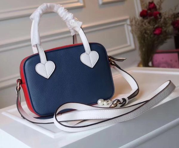 

2017 women famous brand cross body bag boston bags genuine leather with hearts size 22*15*9cm