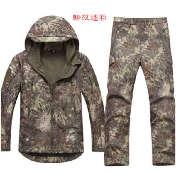 

fall-new spring&autumn men tree camouflage waterproof windproof softshell jacket pants outdoor hunting climbing suits, Black;brown