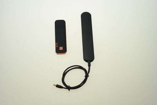 

Wholesale- Huawei E352 HSPA fast internet modem, unlocked, with antenna connector+huawei 3g antenna