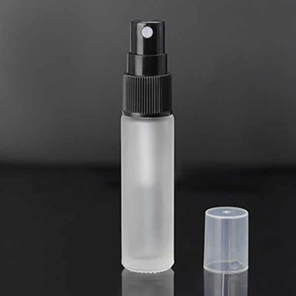 

600pcs / lot 10мл стеклянные флаконы 1 / 3oz стекла распылителем с золотом черный silver крышки для essential oil free shipping