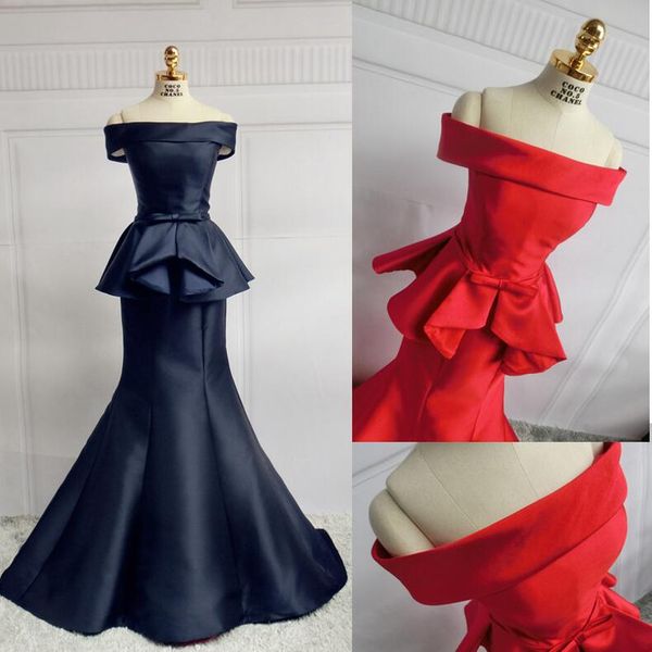 Marineblaues, schulterfreies Promi-Kleid im Meerjungfrau-Stil, Bateau-Brautkleid mit Schnürung am Rücken, Party-Satin, bodenlang, Brautjungfernkleid von Myriam Fares