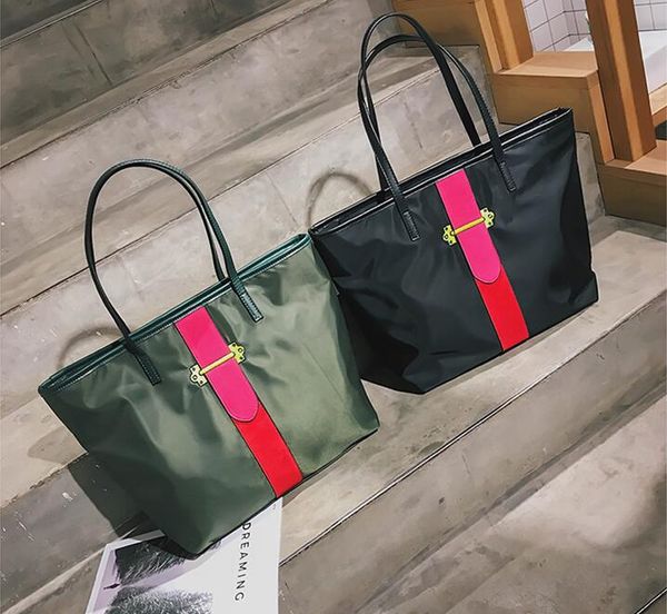 

2017. Женские сумки. Мода повседневная сумка. Цвет удара. Новый образец. Большой. Ней