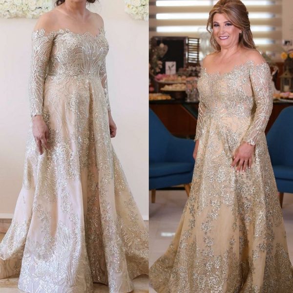 Elegante Plus Size Mãe Da Noiva Vestidos Sheer Tulle Fora Do Ombro Manga Comprida Nigeriano Estilos de Renda Formal Do Convidado Do Casamento Vestido