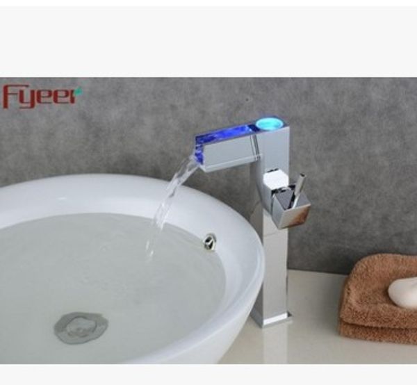 

rotary wrench type water faucet manufacturer direct selling wholesale led lamp temperature control change color water tank faucet