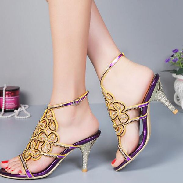 Новый 2019 весна и лето сандалии вырез тонкие каблуки Алмаз женские тапочки свадебные туфли женщины сексуальные туфли на высоком каблуке лодыжки ремень насосы