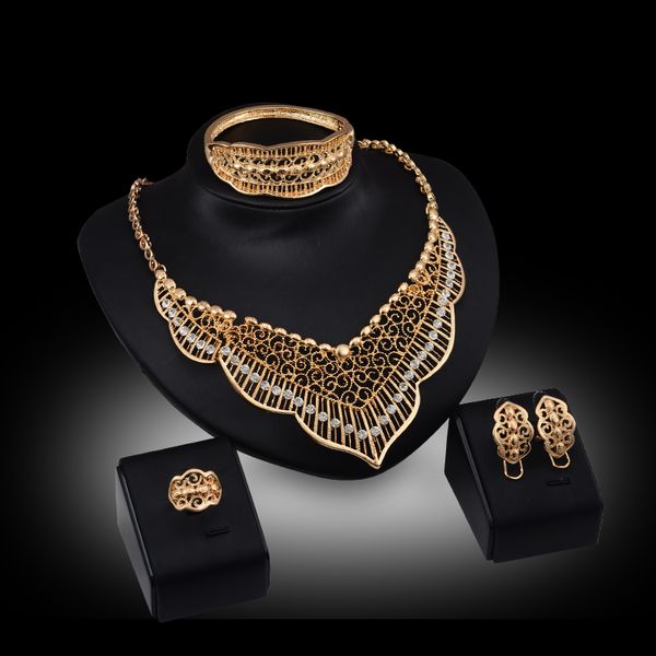 

rings necklaces earrings bracelets jewelry sets fashion women rhinestone 18k gold plated hollow out leaves wedding jewelry 4-piece set js042, Slivery;golden