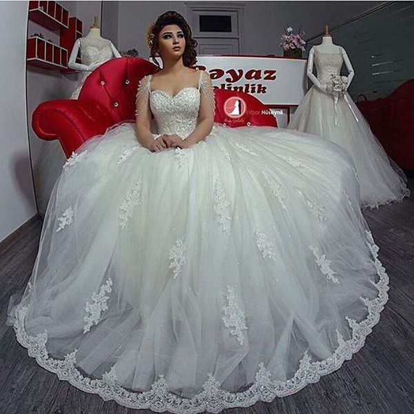 

arabic gorgeous elegant sweetheart neckline ball gown wedding dresses with lace appliques bridal gowns vintage wedding gowns custom made, White