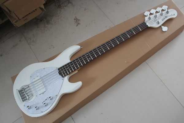 Custom Music Man 5 corde Basso Ernie Ball StingRay Chitarra elettrica bianca Battipenna bianco perla, manico in acero, cavi attivi batteria 9V