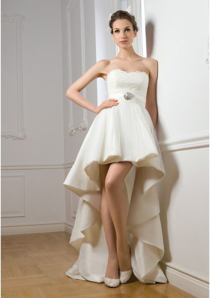 

2019 High Low Wedding Dress with Long Train Ruched Vernassa Applique Strapless Bridal Gown Belt Ruched Vestidos De Casamento Feminino Modern