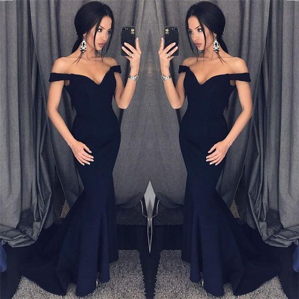 

2020 off shoulders elegant black mermaid evening dresses zipper back long sweep train prom gowns vintage vestido party wear, Black;red