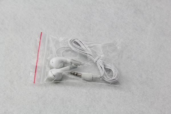 

fashion earphone headphone earbuds 3.5mm for cell phone iphone samsung mp3 mp4 mini hd headset 3000ps