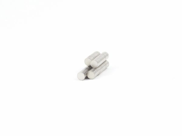 Commercio all'ingrosso - In magazzino 200pcs forti magneti rotondi NdFeB diametro 4x1,5 mm N35 magnete permanente al neodimio in terre rare / magnete fai-da-te