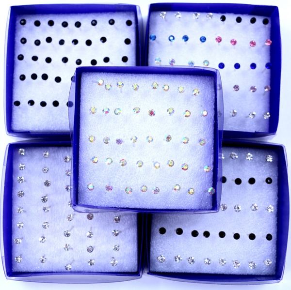 

exquisite fashion jewelry earrings men and women color diamond earrings anti-allergic stalls plastic earrings to send ear plugs, Golden;silver