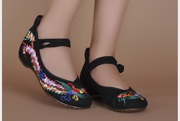 

spring and summer phoenix embroidery old beijing embroidered cloth shoes women's shoes folk square dance shoes, Black