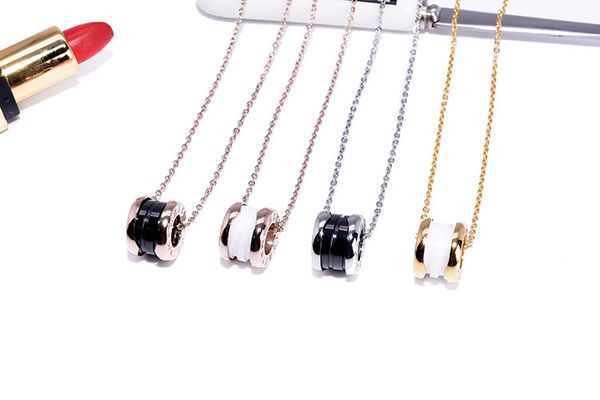 

Charming Boho Jewelry Rose Gold Round Black and white ceramic Necklace For Women Chain Collar Roman Numerals Short Necklaces men Gift