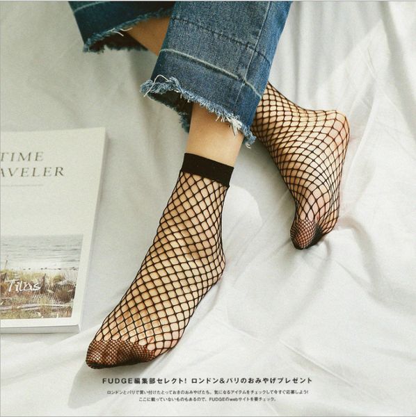 

Hot Selling Fashion Women Highly Stretchable Short Hosiery Ankle Socks Sexy Fishnet Solid Black Socks 5 pairs/lot Free Size