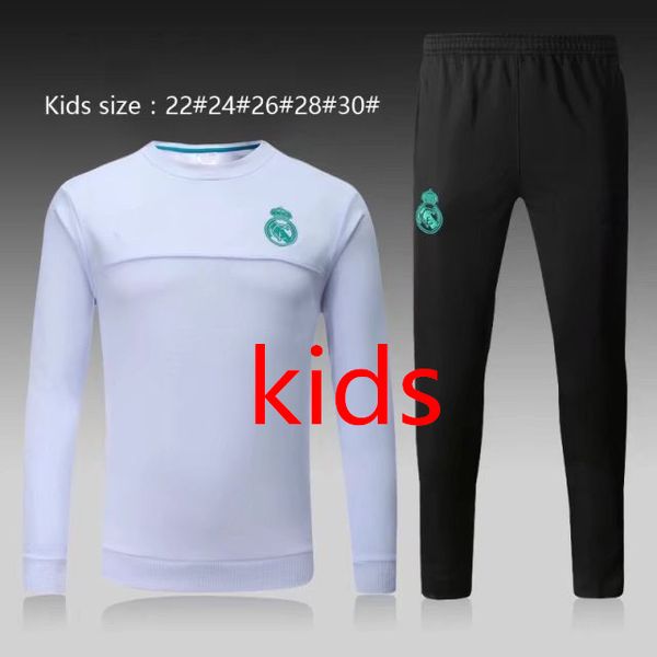 giacca calcio Real Madrid Acquista giacca calcio Real Madrid Acquista
