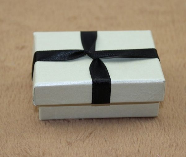 

[simple seven] white color bracelet box/festival earring case/ fashion pendant display/special gift jewelry box with ribbon, Black;white