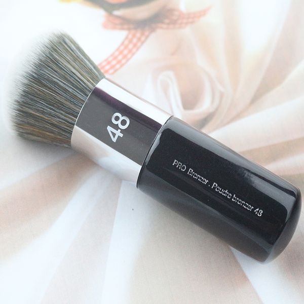 2017 Vendita calda Professional Bright Powder Brush 48 Tintura morbida tintura rotonda Spazzole per trucco spesso per capelli sintetici Kabuki Brush