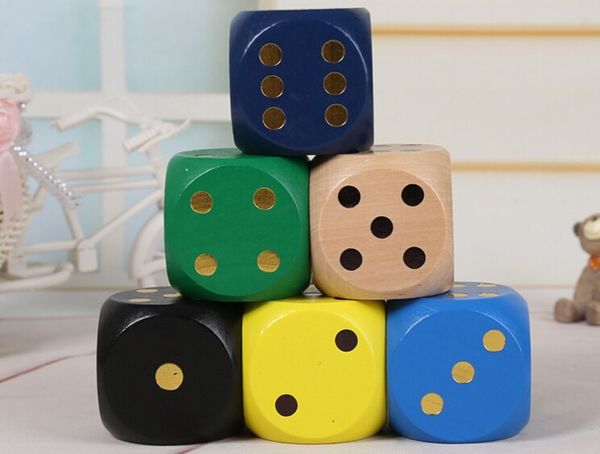 50мм Большой размер Вуд Dice Multi Цветной Wooded игрушки Смешные Family Party Игры Кубики Декоративные Новинки Хорошая цена высокого качества # S31