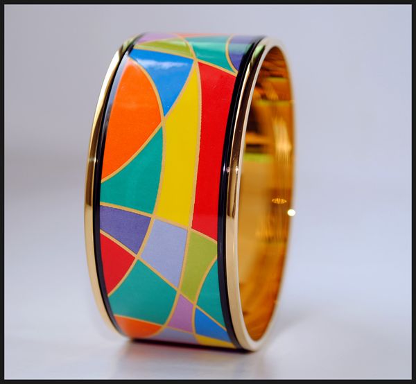 

enjoy life series 18k gold-plated enamel bangle bracelet for woman bracelets bangles width 30mm fashion jewelry, Black