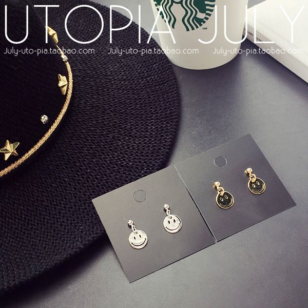 

earring with smiling face, lucky, simple style very cute for girls, no fade, hign quality and ing, Silver
