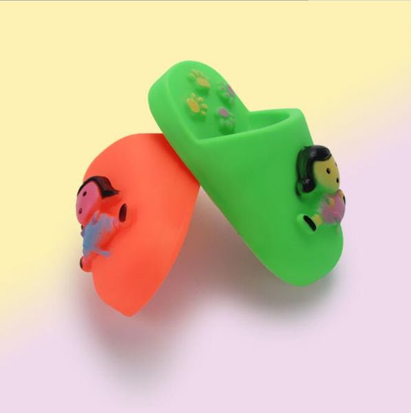 Haustier kaut Tonspielzeugpantoffel-Babyschuhe wechselwirkende Spielzeugzähne, die lustige spielende Gummikette der Hundekatze spielen, Spielzeug