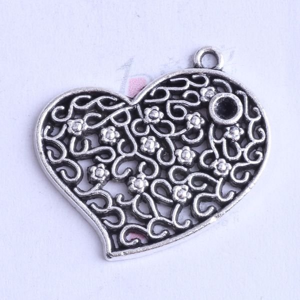 25 pcs Antiqued Silver Metal Hollowed Half Moon Pendant 26x21mm Craft Findings