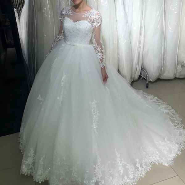 

2016 new vintage ball gown wedding dresses long sleeves jewel neck sheer lace appliques puffy tulle sweep train plus size formal bridal gown, White