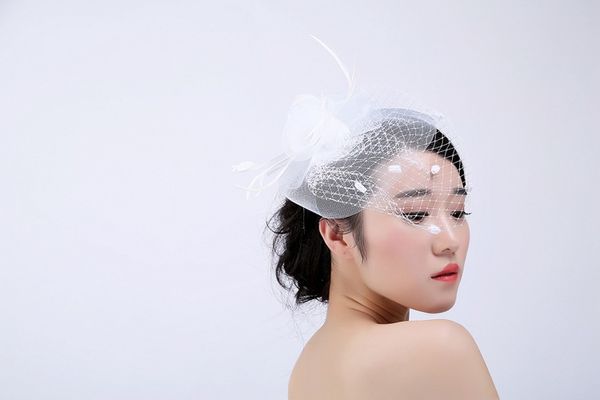 

Free Shipping White Color Wedding Hats For Wedding Party Special Occasion Formal Ladies Tulle Bridal Hats Accessories for Wholesale