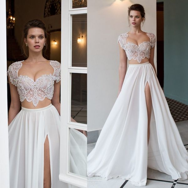 Riki Dalal Abiti da spiaggia in due pezzi Abiti da sposa con maniche corte in pizzo con spacco alto e perline Abito da sposa in chiffon vintage