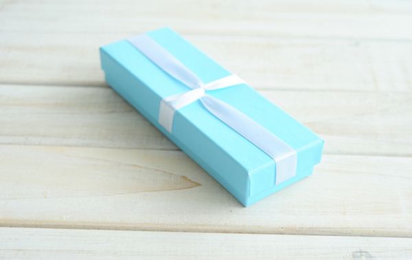 

[simple seven] exquisite sky blue or rose red jewelry box/ bracelet display/anklet case/necklace box/gift package for women jewelry(big), Black;white