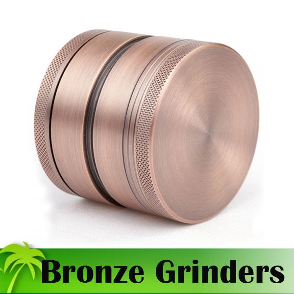 

Новые бронзовые шлифовальные машины 4 шт. табак Grinder 63 мм Диаметр Deluxe алюминиевые шлифовальные травы специй Дробилка магнитная крышка Оптовая шлифовальные машины