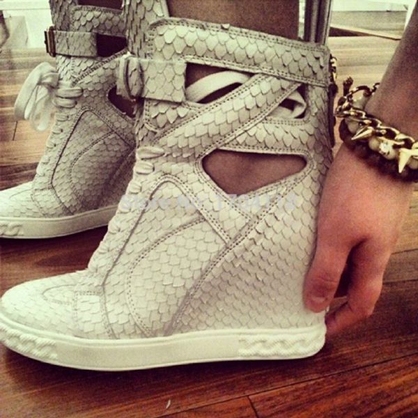 

Реальные Фото 2016 Горячая Высота Увеличение Цепи Границы Мода Женская Обувь Повсе