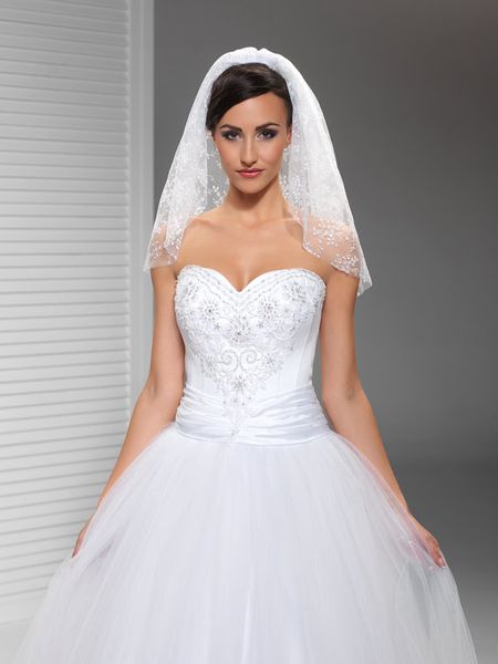 

new soft tulle in stock simple crystal applique edge 1t with comb lvory white shoulder wedding veil bridal veils, Black