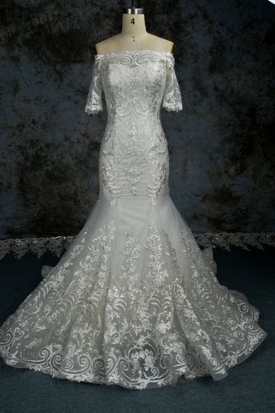 

плеа кѬђжева л Ѭђалка вадебное плае Ѭђной вивкой 2018 ђд поезд вад, White