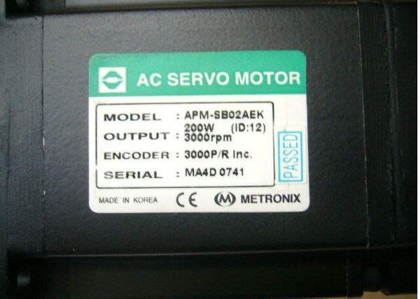 

apm-sb02aek новый и оригинальный серводвигатель