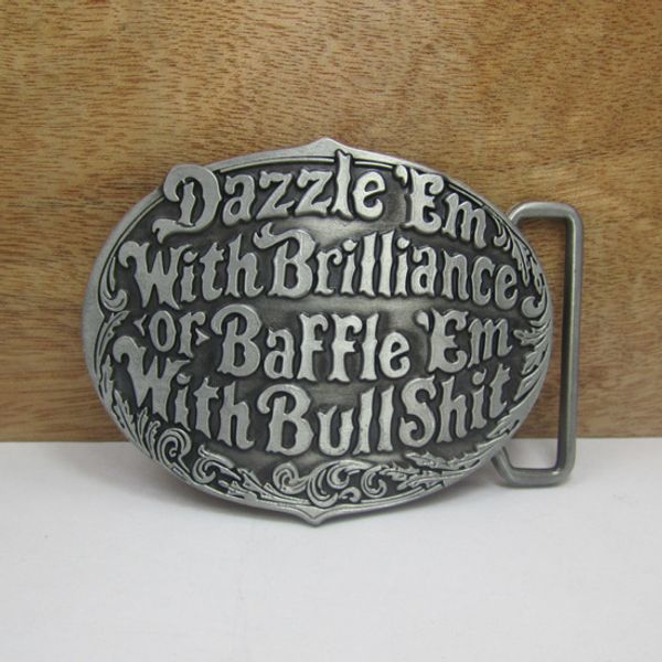 DAZZLE EM WITH BRILLIANCE BELT BUCKLE NEW