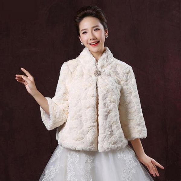 Champagne Faux Fur Nupcial Shrug Bolero Capa Roubou 3/4 Casaco de Mangas Casaco Perfeito Para O Casamento de Inverno Dama de Honra Da Noiva Frete Grátis