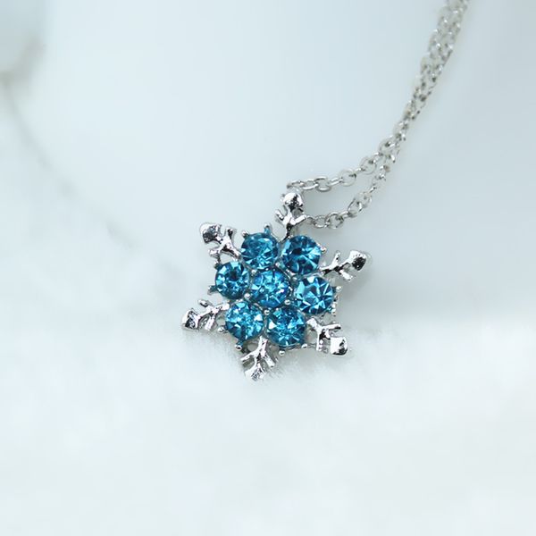 Venda por atacado - Charme Lady Vintage Blue Crystal Snowflake Zircon Flor Prata Colares Pingentes Jóias para Mulheres Frete Grátis x24