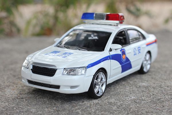 

alloy car model,police car,patrol wagon, high simulation with sound,head lights, boy' toy,kid' gifts, collecting, home decoration