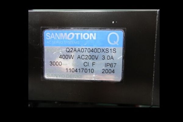 

q2aa07040dxs1s servo motor, 90% new looking and working fine, 60days warantee